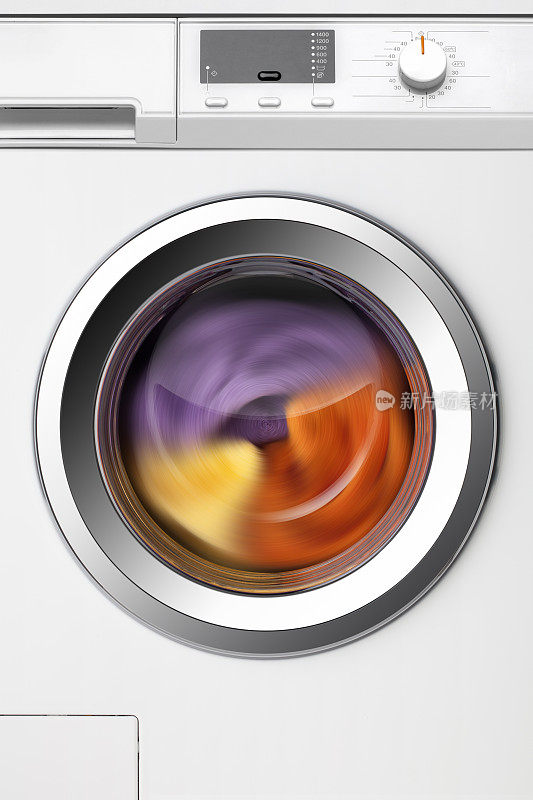 内装可旋转衣物的洗衣机