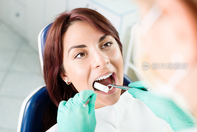 使病人做好牙科治疗的准备