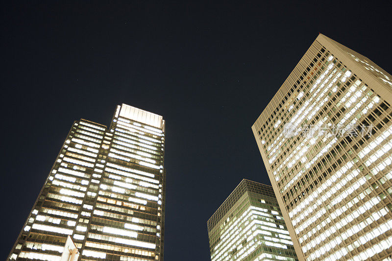 丸之内大厦的夜晚