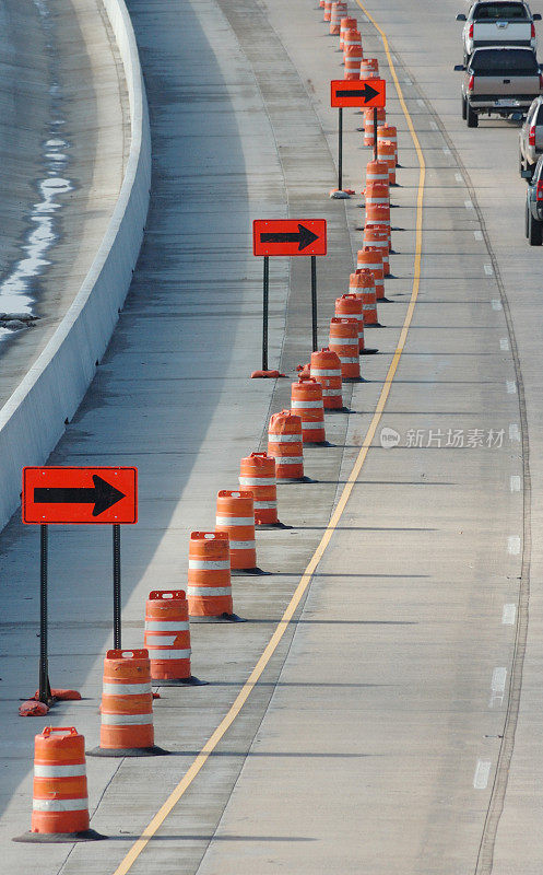 道路建设桶