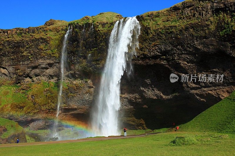 冰岛Seljalandsfoss瀑布与彩虹