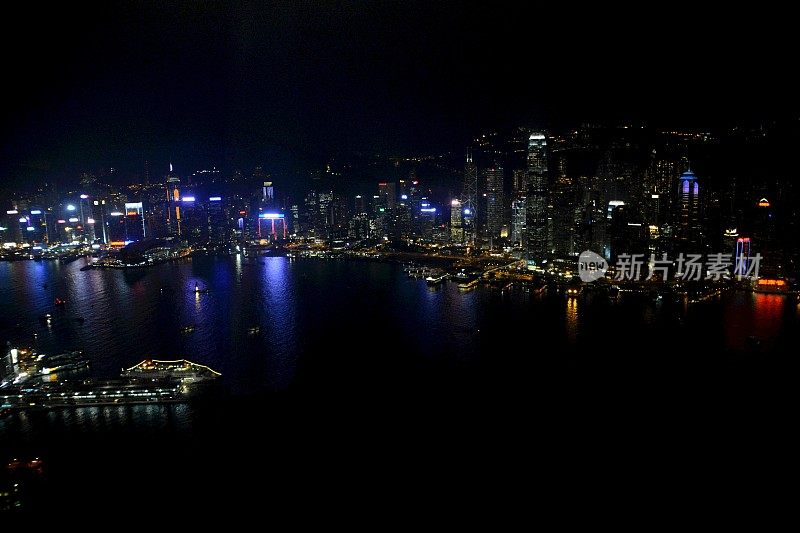 香港城市夜间鸟瞰图