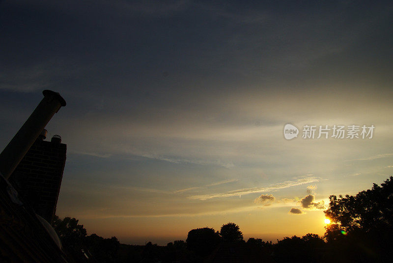 季节的天空看