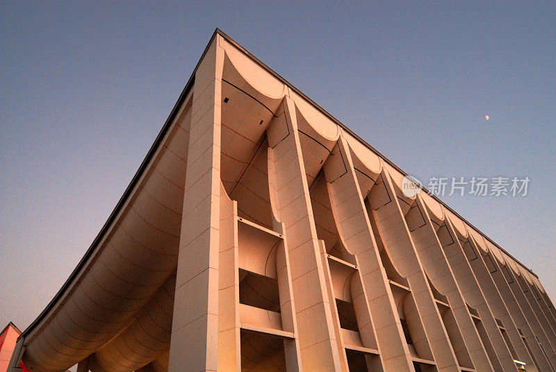 科威特城市:议会大厦，建筑师约翰·伍重