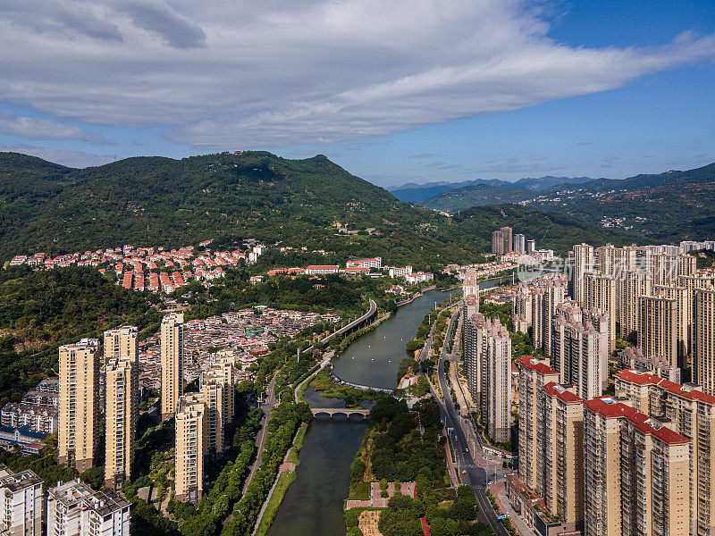 沿江宜居城市综合体鸟瞰图