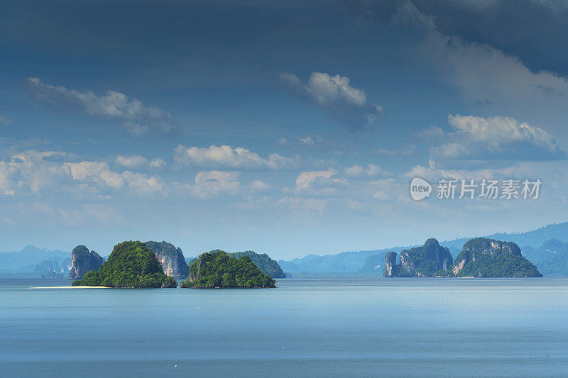 泰国甲米附近的热带旅游目的地香港岛的空中景观。