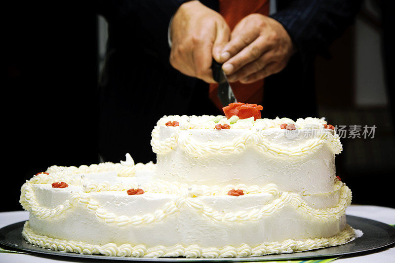 切婚礼蛋糕