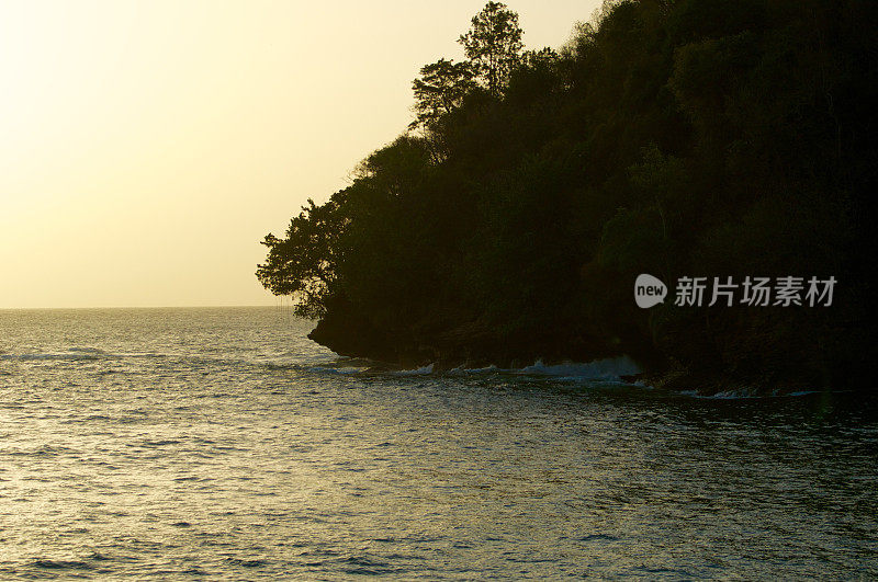 日落麦格里佩海滩