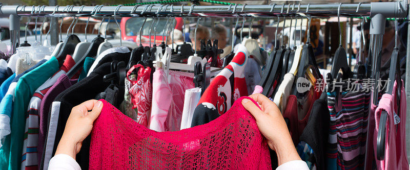 女人的波夫复古市场粉红色开襟羊毛衫