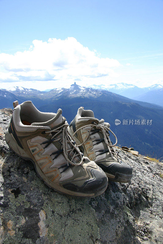 登山鞋