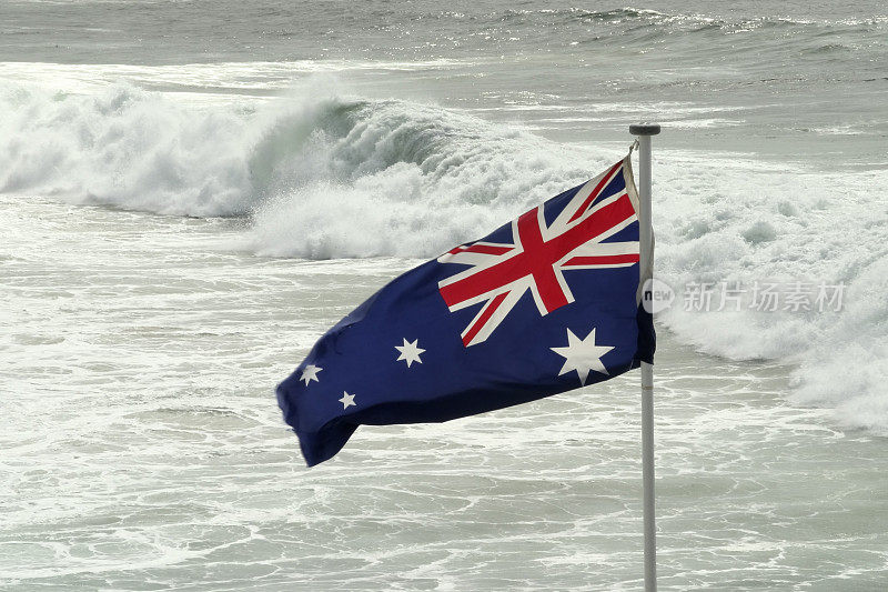 澳大利亚国旗和冲浪在邦迪