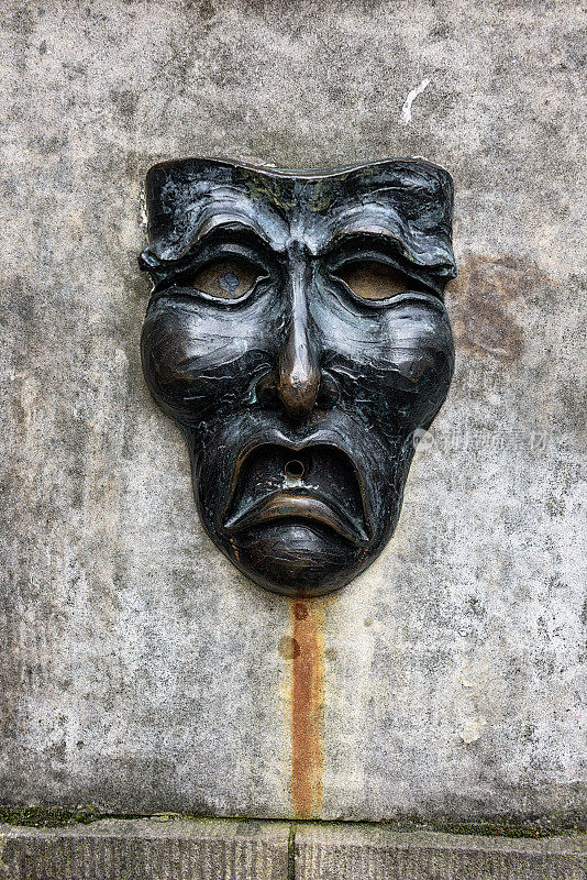 喷泉悲剧面具，皇家英里，爱丁堡，苏格兰