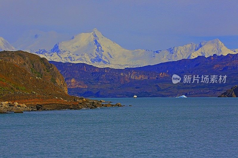 巴塔哥尼亚乌普萨拉冰川附近的阿根廷湖