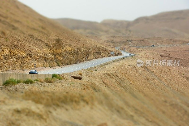 通往死海的蜿蜒道路