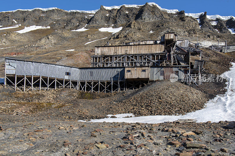 斯匹茨卑尔根斯瓦尔巴群岛的废弃二号煤矿