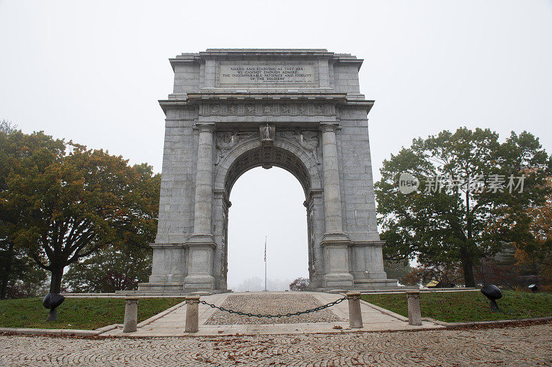 福吉谷国家历史公园的国家纪念碑拱门