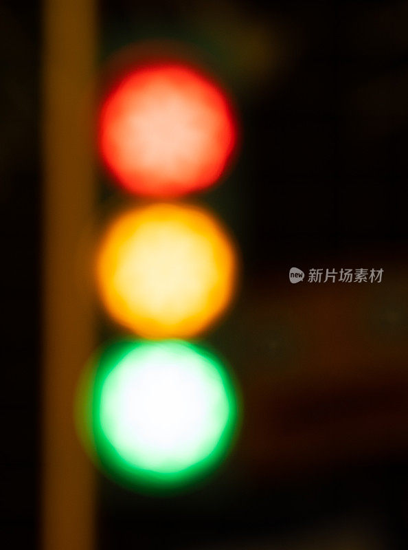 红、黄、绿交通灯