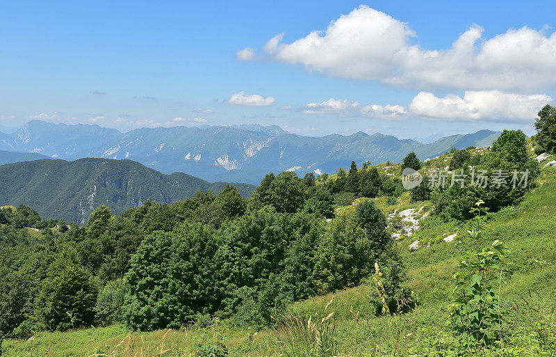 奥地利朱利安阿尔卑斯山的景色