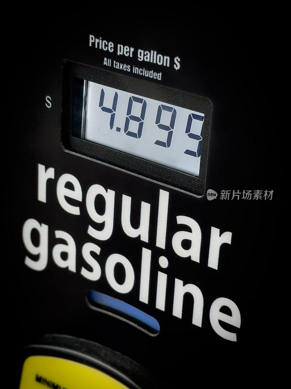 加油站的汽油价格。