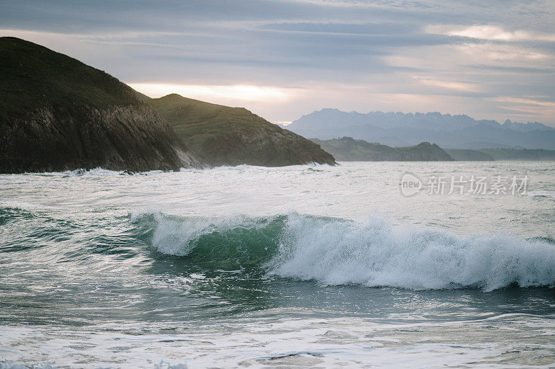 破浪的海浪