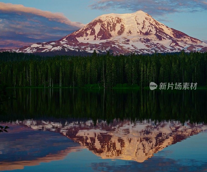 亚当斯垂直火山