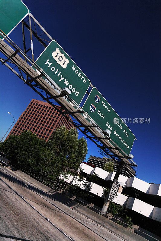 斜角照片101北高速公路在好莱坞，加利福尼亚州。