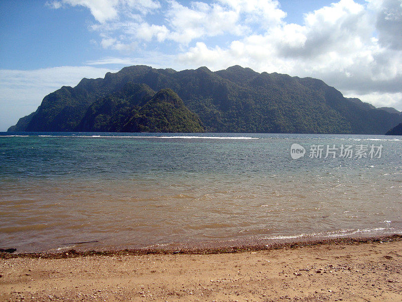 菲律宾巴拉望岛科伦岛的原始景观