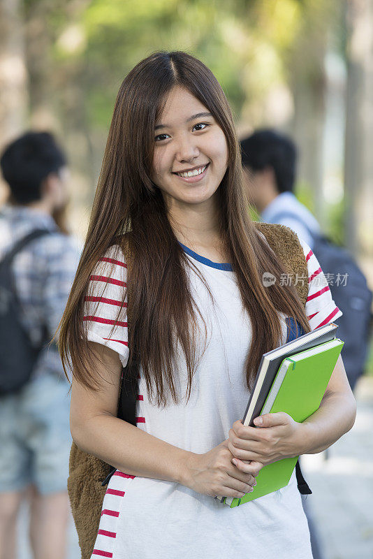 亚洲的女学生