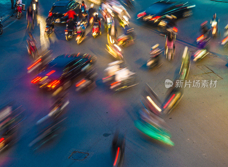 越南河内交通繁忙混乱，动作模糊