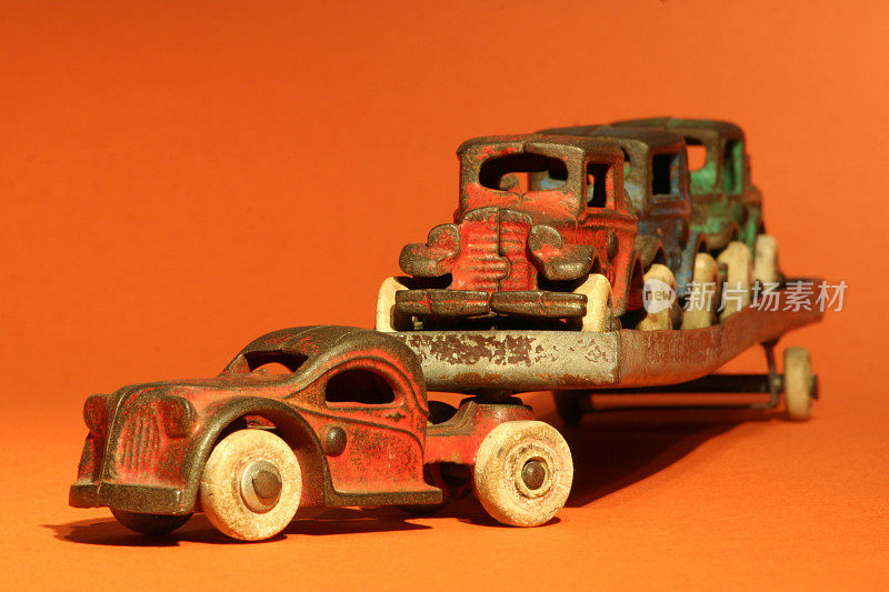 旧玩具卡车(2)
