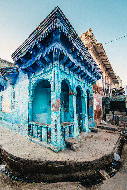 印度焦特布尔的蓝色印度教小寺庙