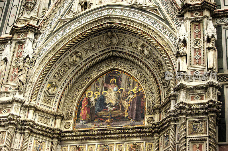 佛罗伦萨大教堂正面细节