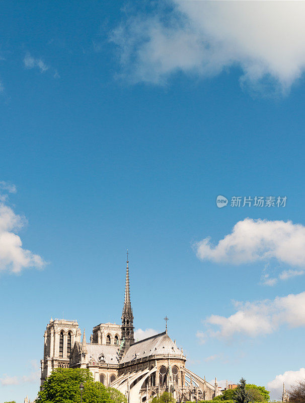 巴黎圣母院的地平线