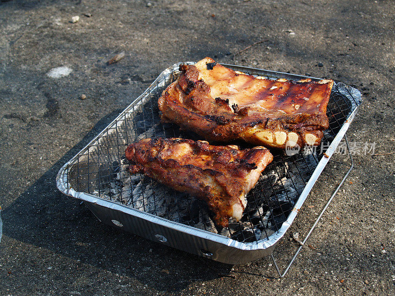 野餐的肋骨