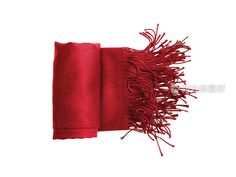 折叠的深红色围巾与孤立在白色背景上的流苏