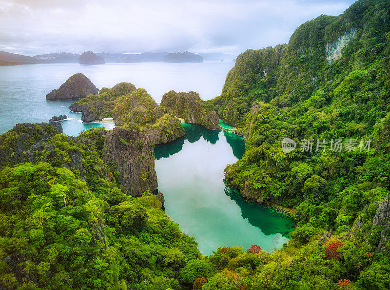 鸟瞰图美丽的泻湖，巴拉望岛菲律宾