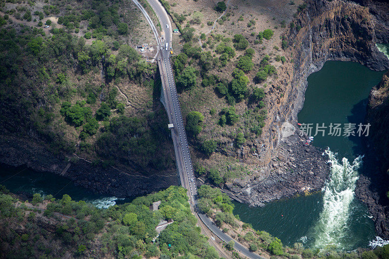 津巴布韦:维多利亚瀑布大桥