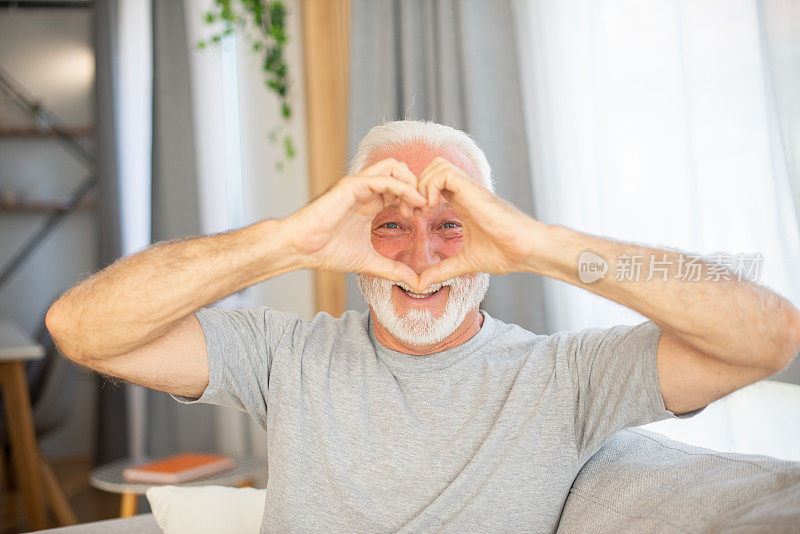 华丽男人的头像