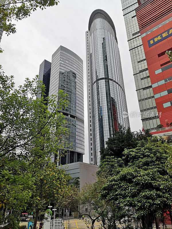 香港九龙湾的现代化摩天大楼