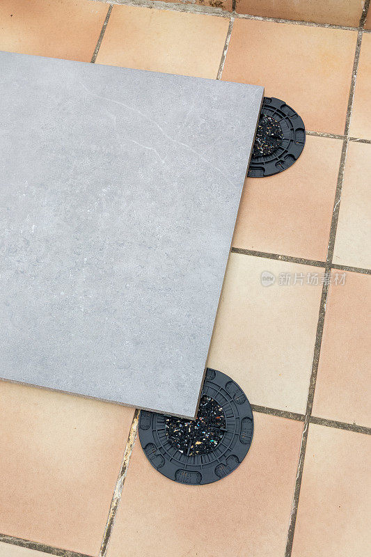 地板灰色瓷砖可调节垫基座支撑与坡度校正塑料垫