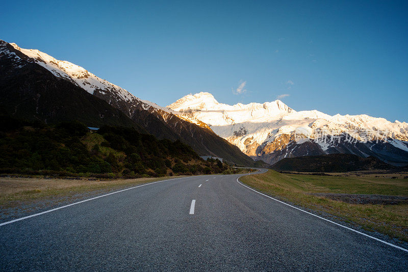 通往库克山的路，新西兰