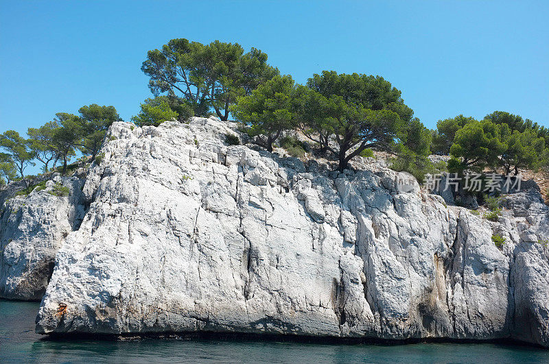 靠近卡西斯的地中海小溪(Calanques)