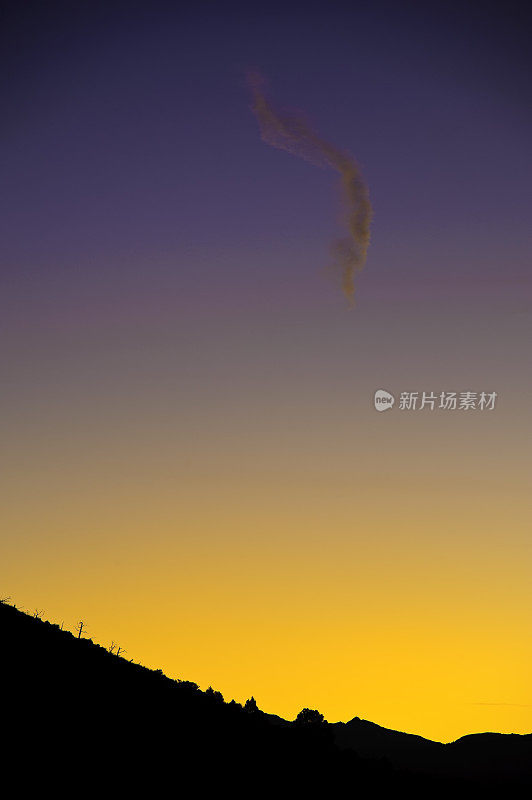 七彩日出山风景区，天空和云