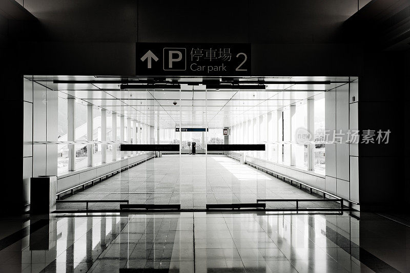 现代机场