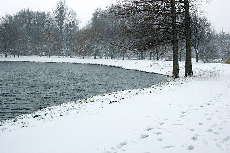 雪湖