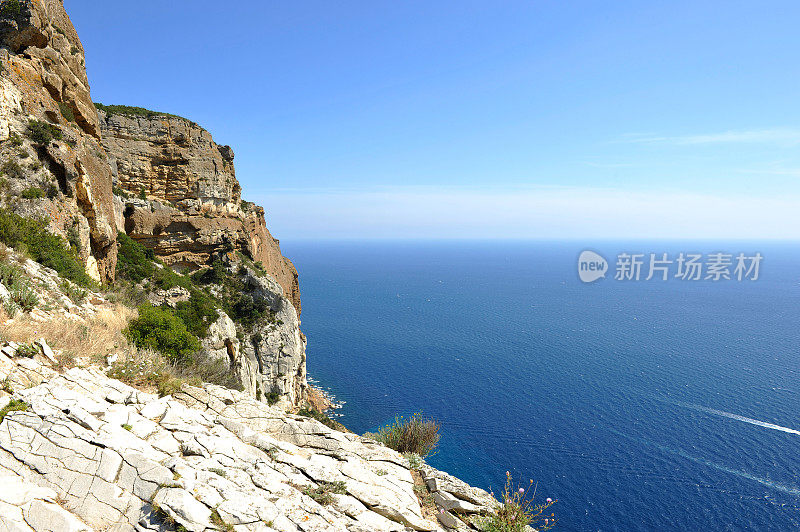 靠近卡西斯的地中海小溪(Calanques)