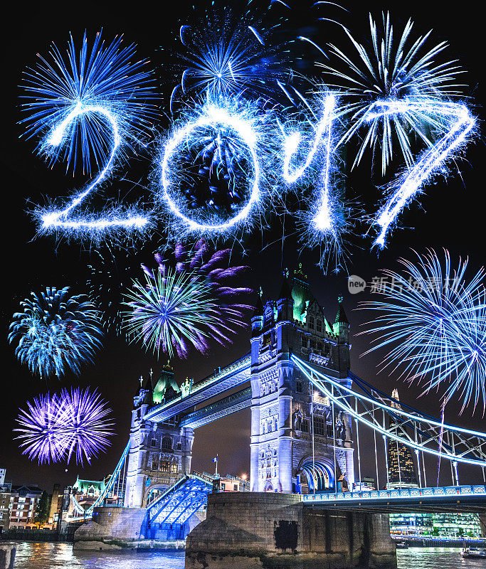 2017年在塔桥上庆祝新年