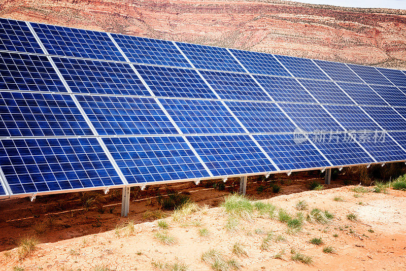 沙漠太阳能电池板