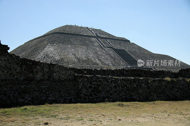 太阳金字塔，特奥蒂瓦坎