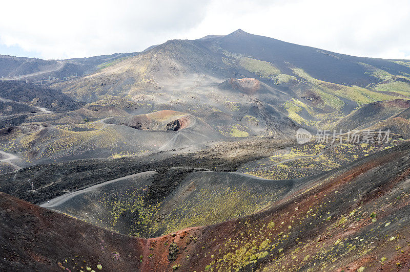 意大利西西里岛的埃特纳火山